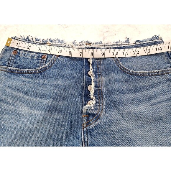 Levis 501 Anniversary Edition Mid-Rise Button Fly Frayed Hem Denim Shorts W27 - Picture 7 of 9